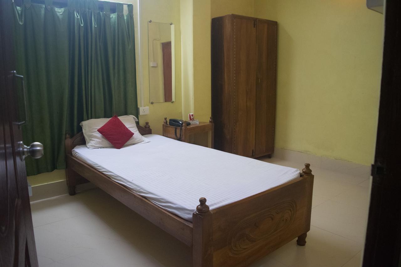 Sewak Lodge Силчар Экстерьер фото