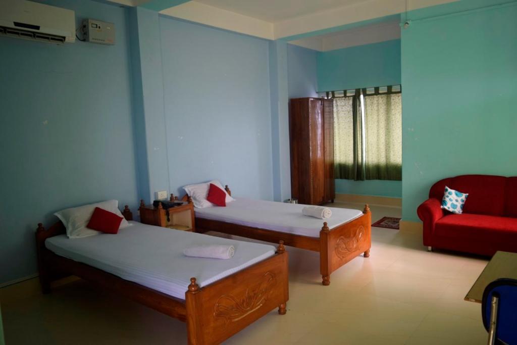 Sewak Lodge Силчар Экстерьер фото